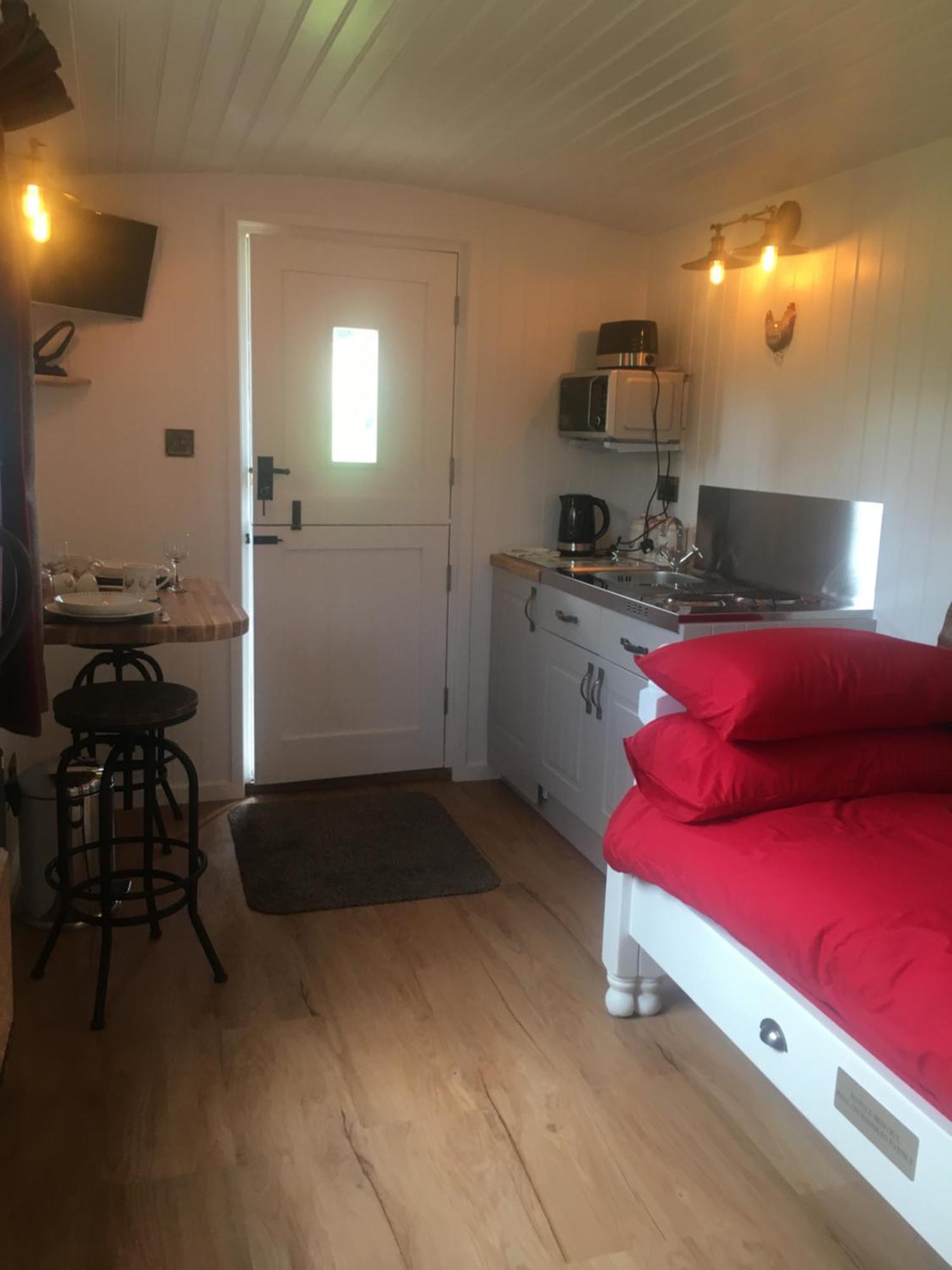 Orme View Lodges Llandegai Exterior foto